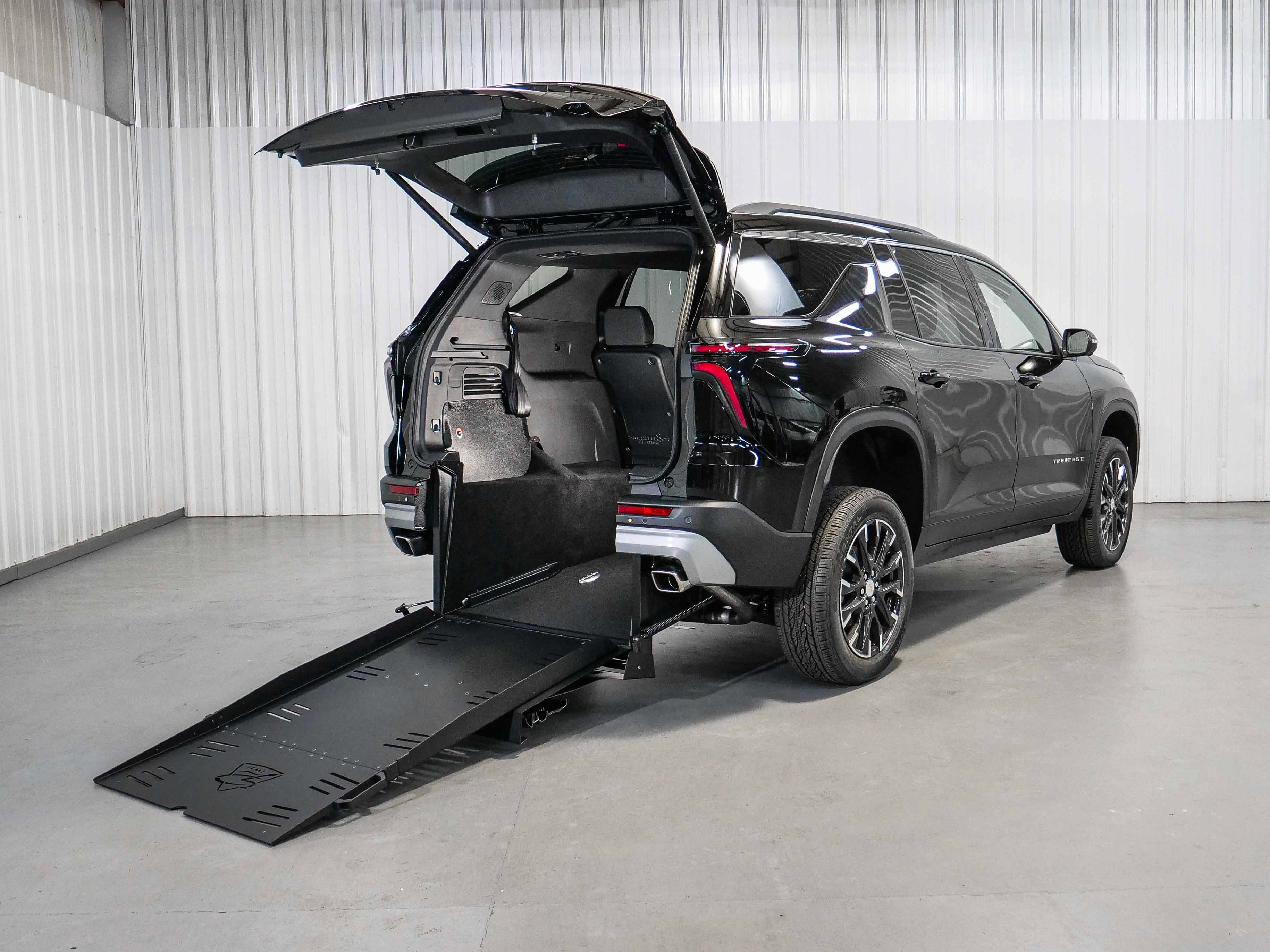 2026 Chevrolet Traverse LT's photo