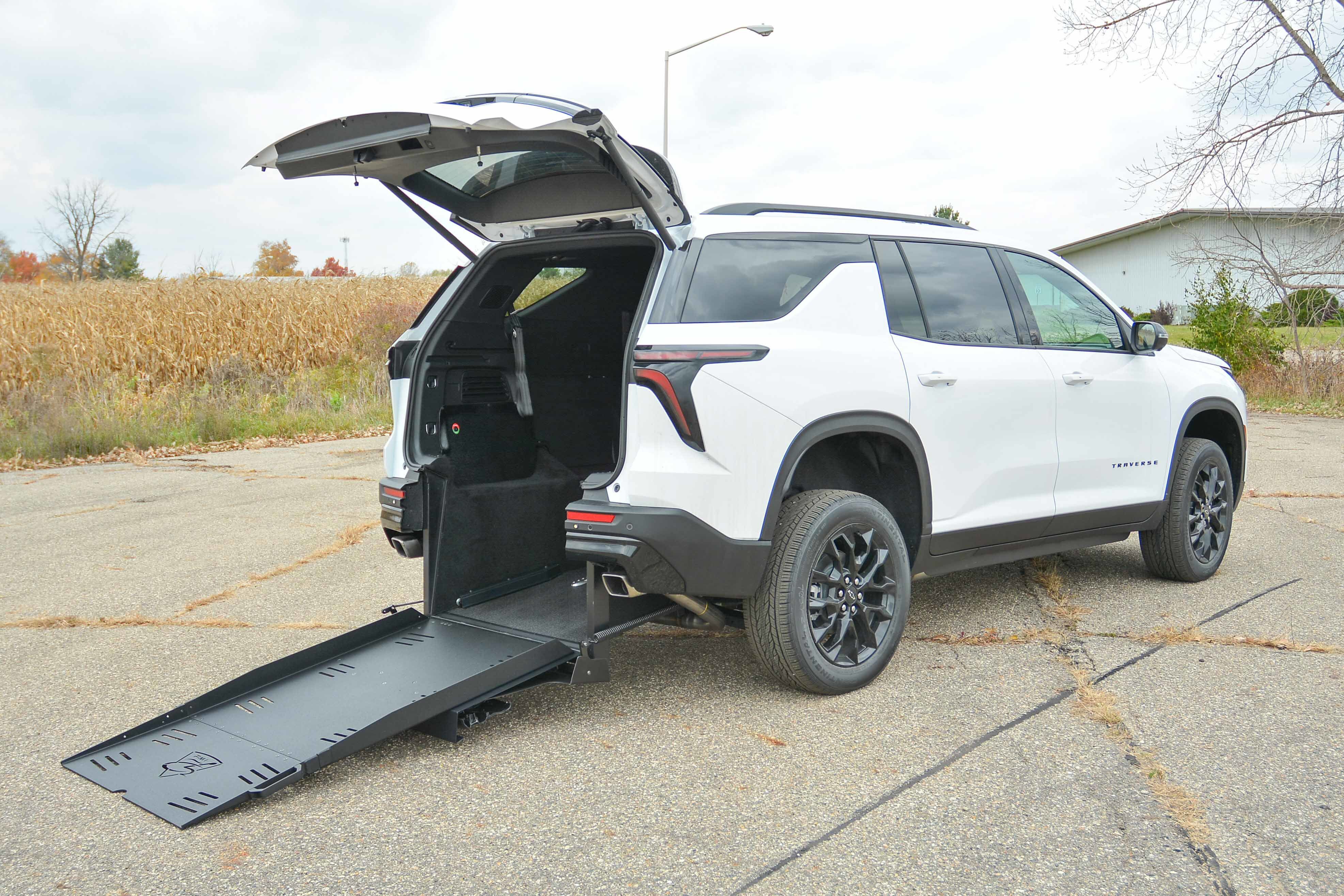 2026 Chevrolet Traverse LT's photo