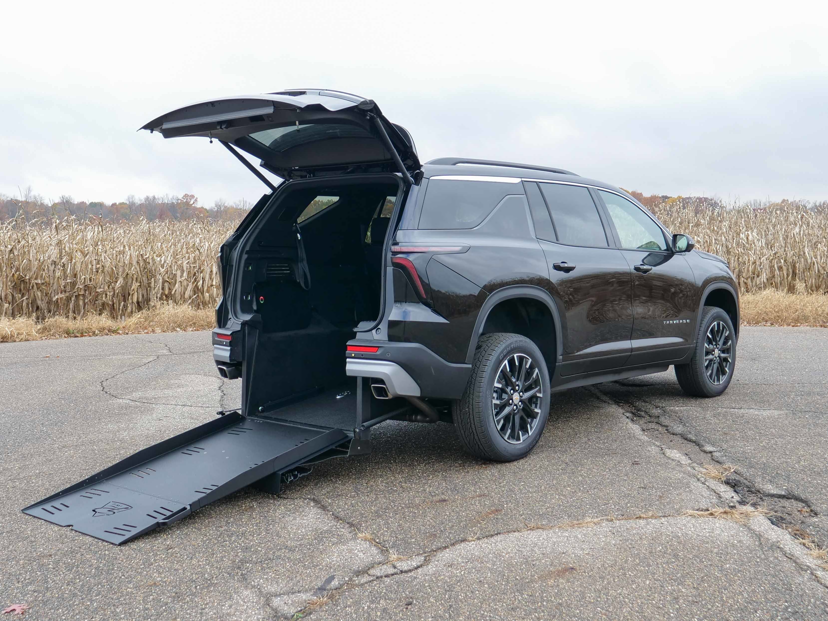 2026 Chevrolet Traverse LT's photo